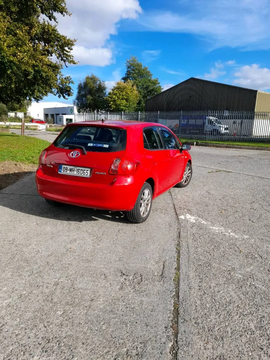 Image 4 of 8