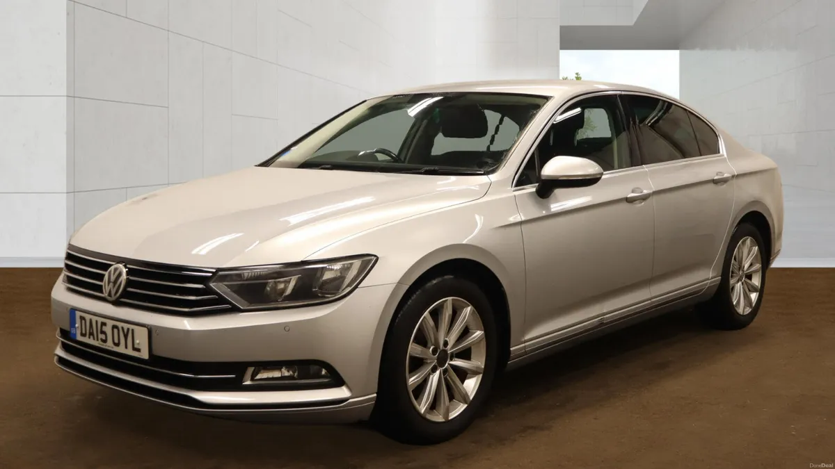 Volkswagen Passat SE BUSINESS - FINANCE AVAILABLE - Image 2