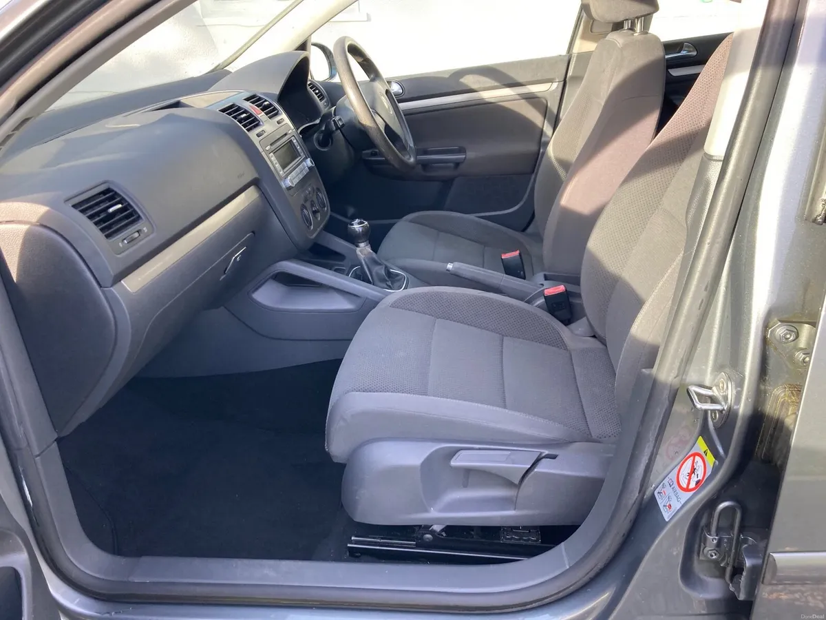 VW Golf 2008 tax + nct Jan 27, 3/4 tank petrol. - Image 3