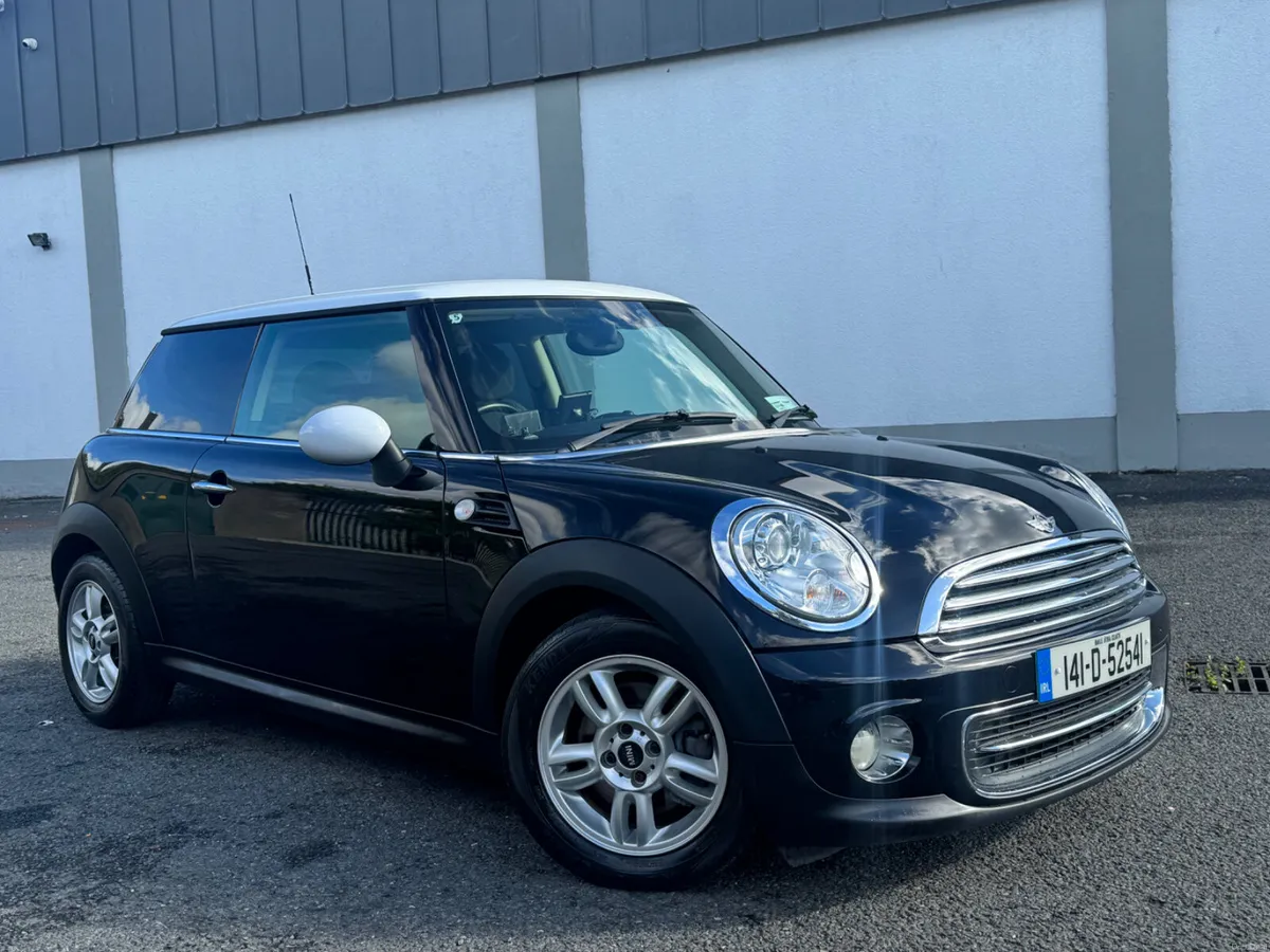 Mini Cooper 2014 Automatic 1.6 - Image 1