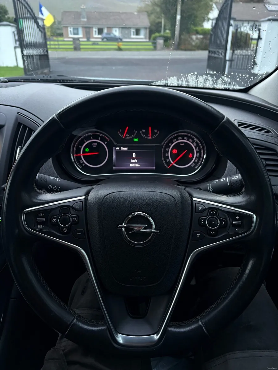 Opel insignia 2014 Low KMS NEW NCT - Image 4