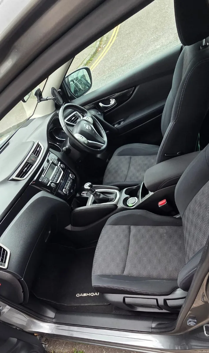 Nissan Qashqai 2015 - Image 6