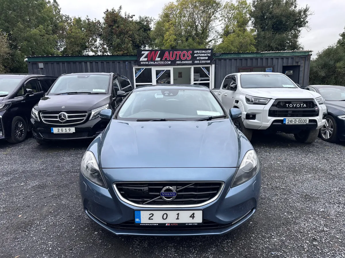 141 Volvo V40 1.6 Low Mileage - Image 1