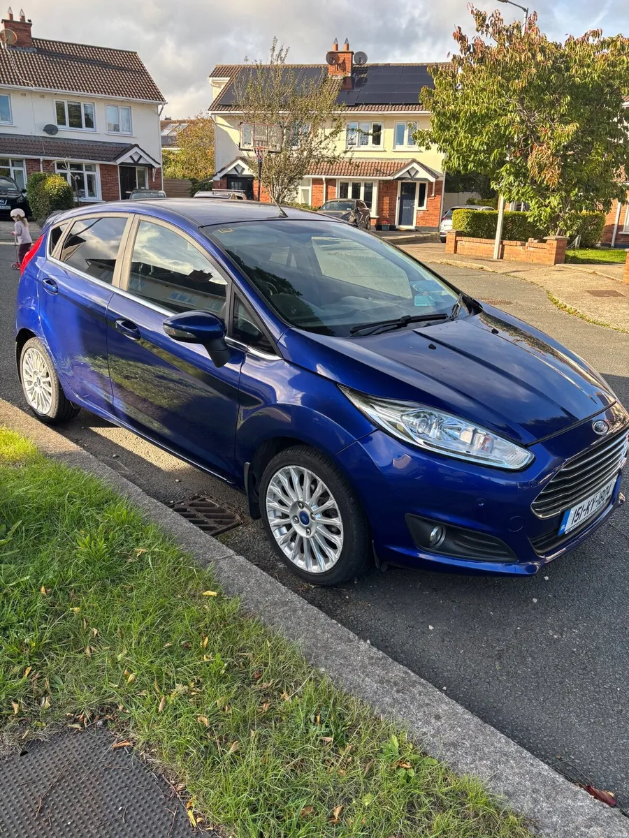 Ford Fiesta 2015 - Image 1