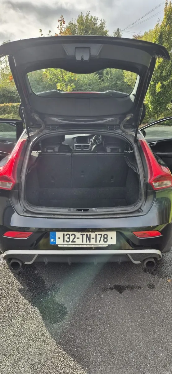 Volvo V40 2013 - Image 4