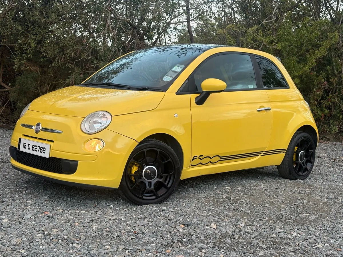 2012 Fiat 500 - Image 1
