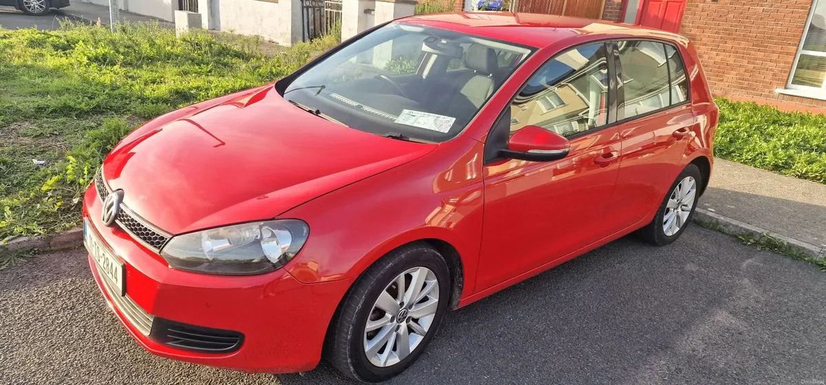 VW Golf 2011 – 1.6 TDI – Excellent Condition - Image 1