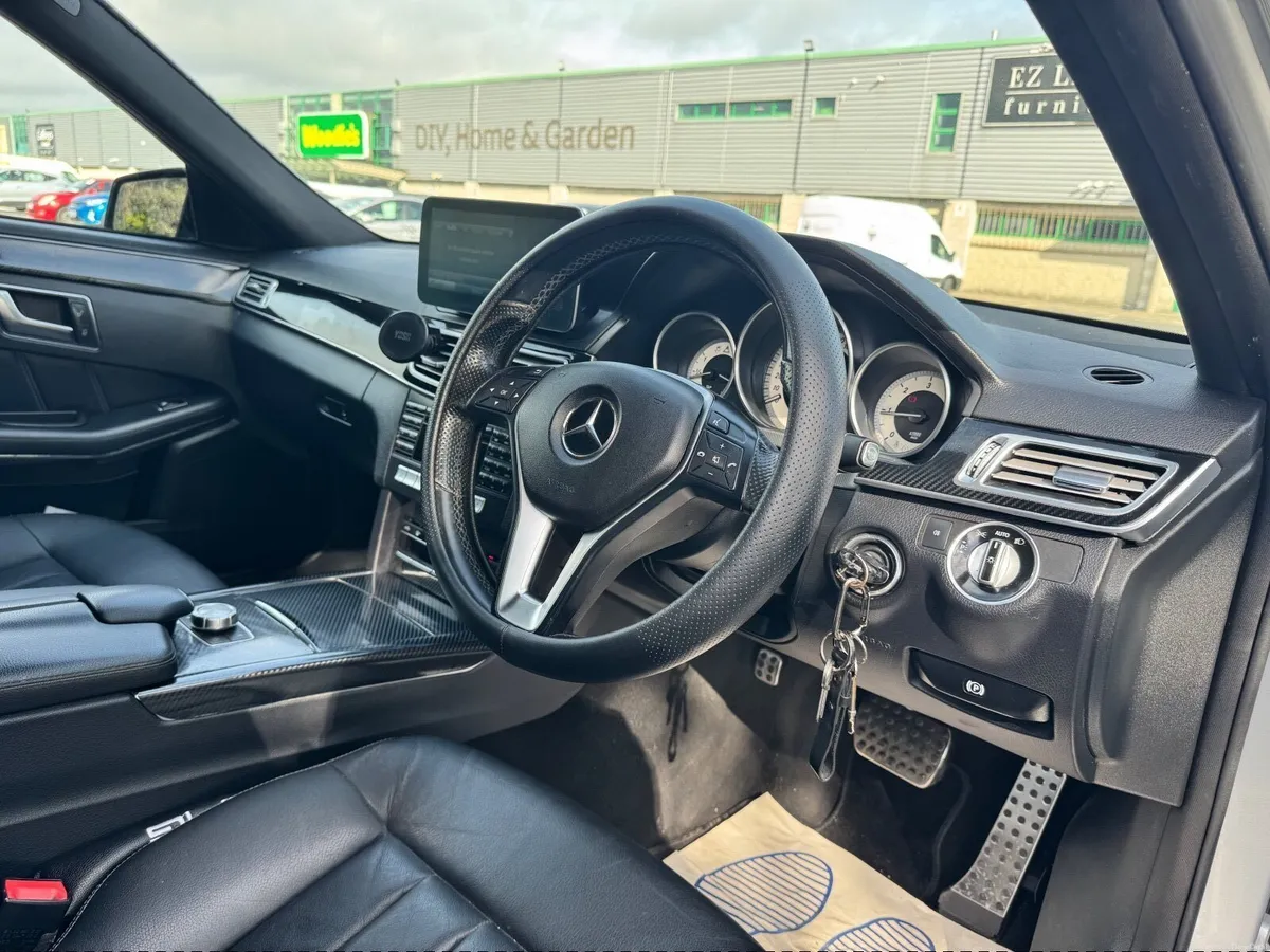 220 CDI BLUE EFFICIENCY SE 4DR AUTO - Image 2