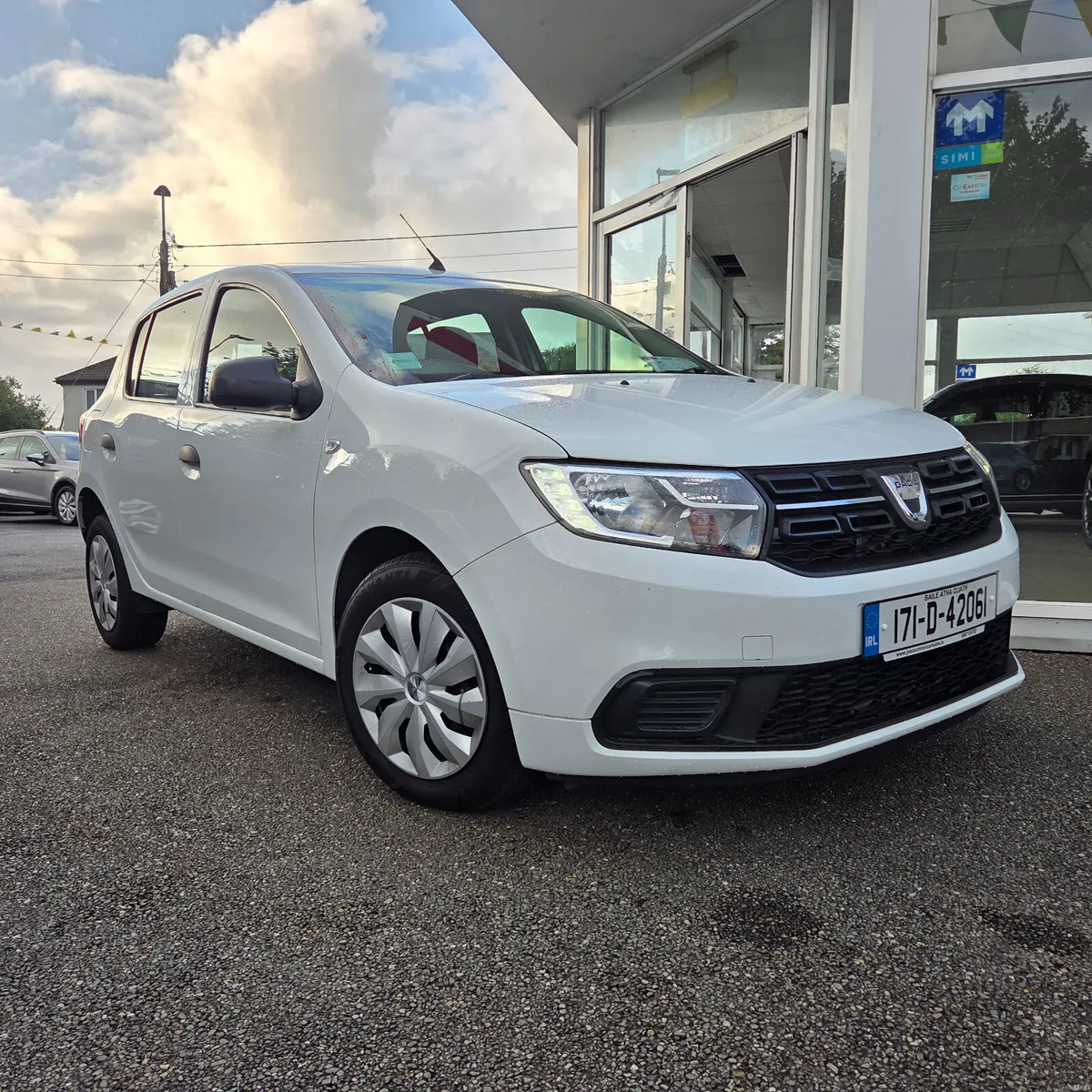 Dacia Sandero 2017 1.0 Petrol Manual - Image 2