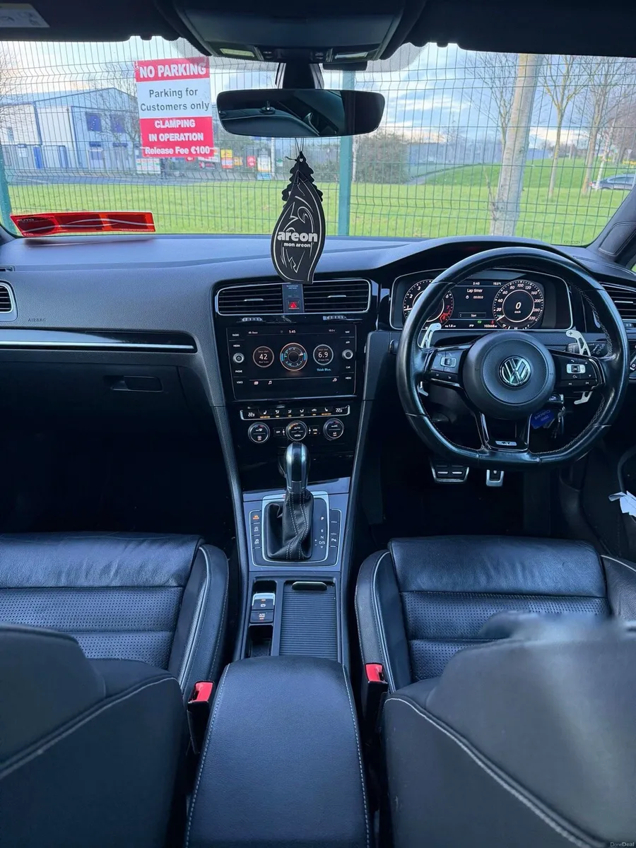 Volkswagen Golf R 2018 - Image 4