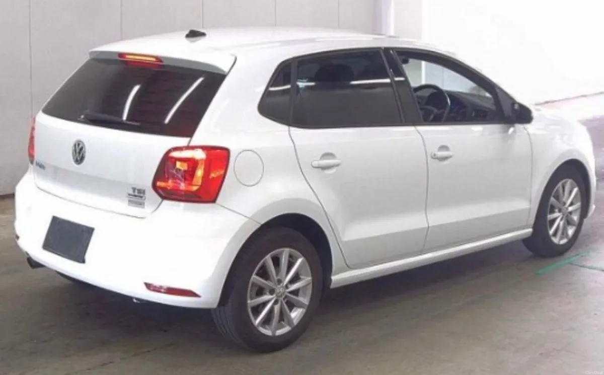 Vw Polo 1.2 TSI COMFORTLINE Automatic LOW KM - Image 3