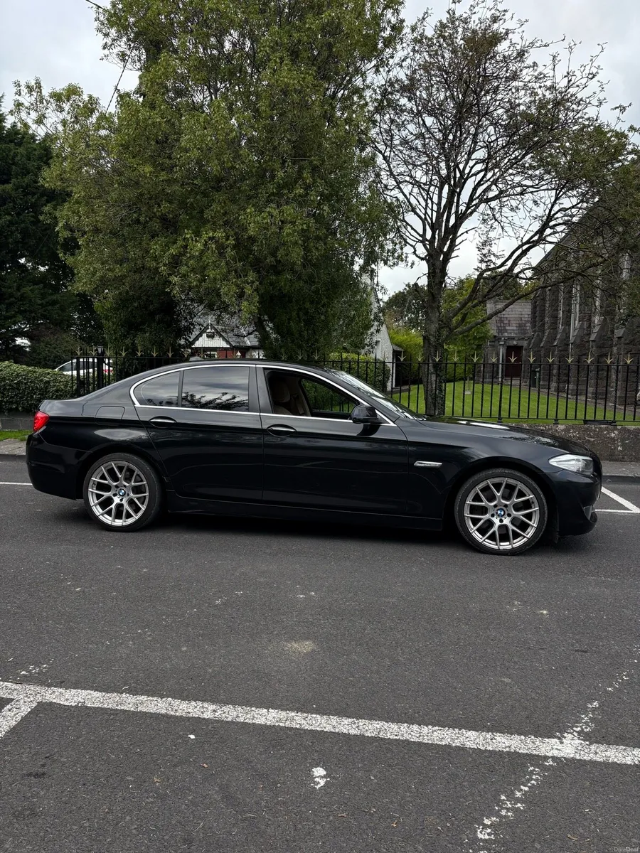 Image 4 of 11