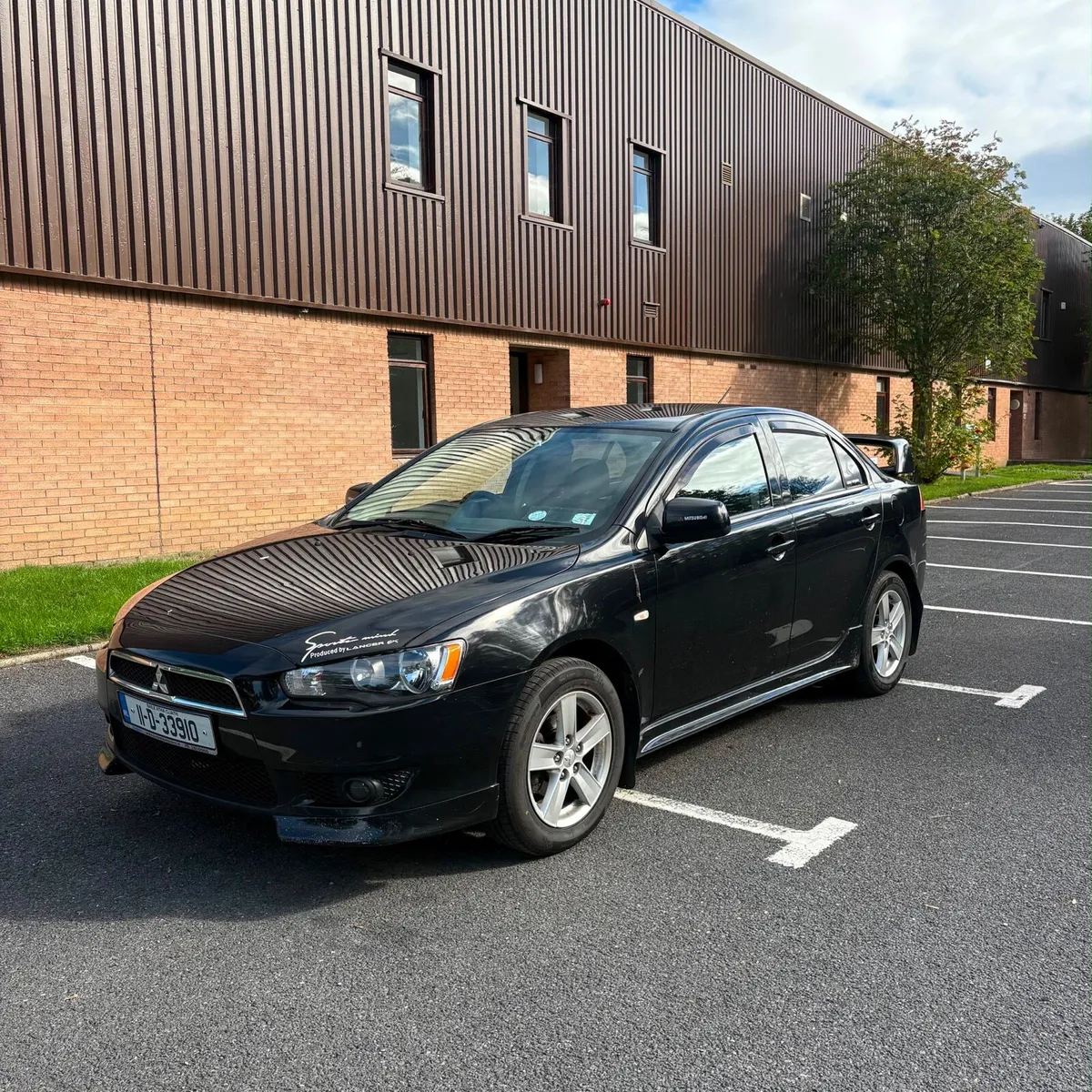 Image 2 of 12
