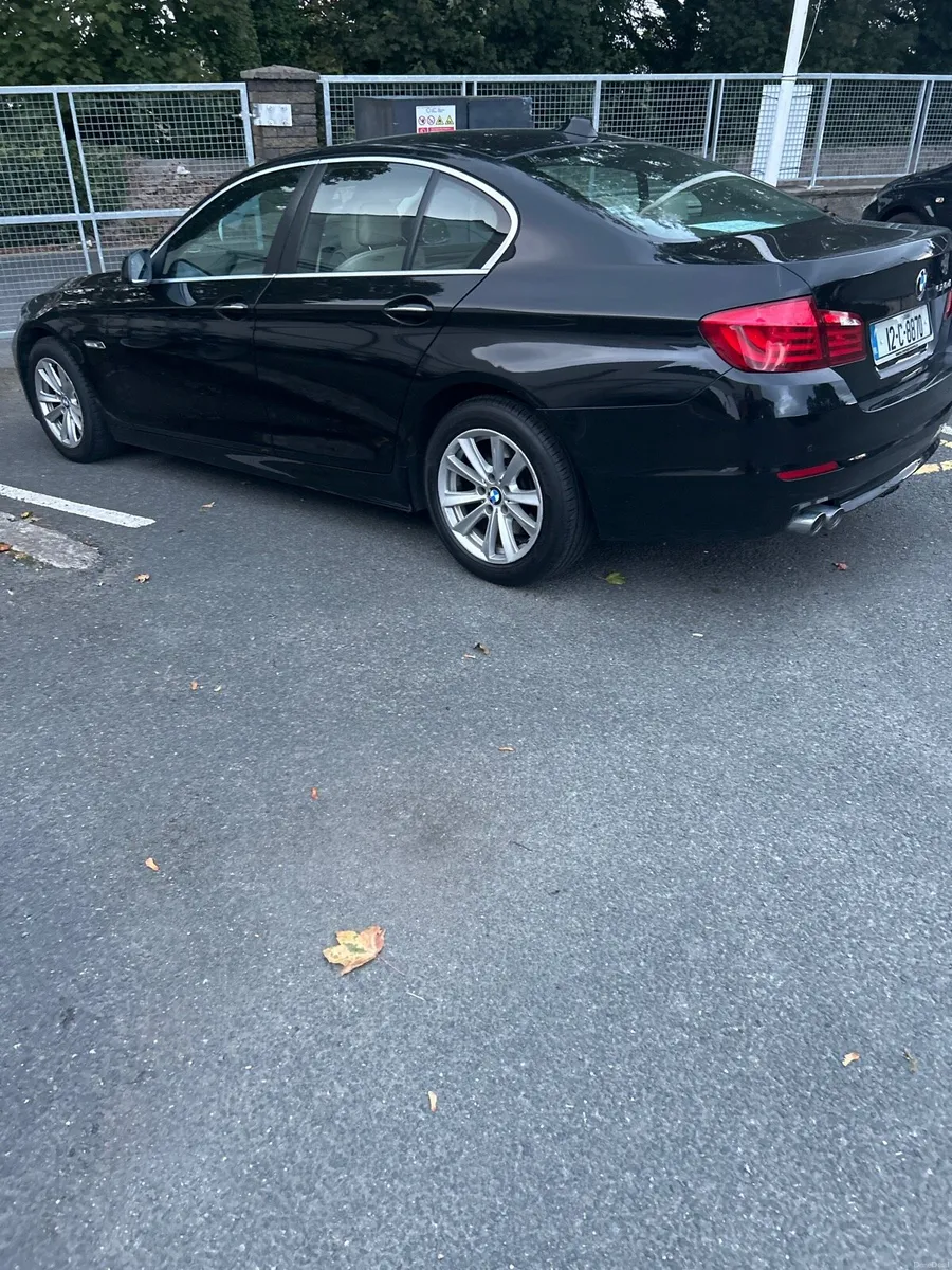 Image 2 of 12