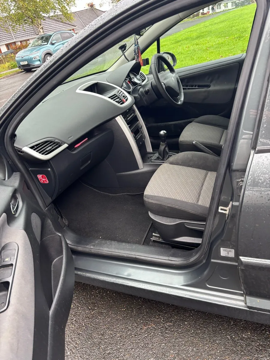 Image 6 of 6