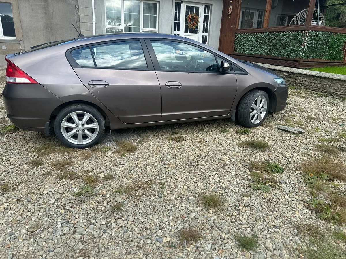 Image 2 of 12