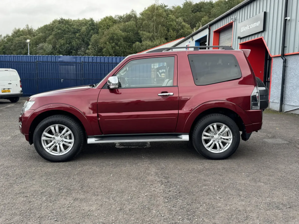 Image 4 of 25