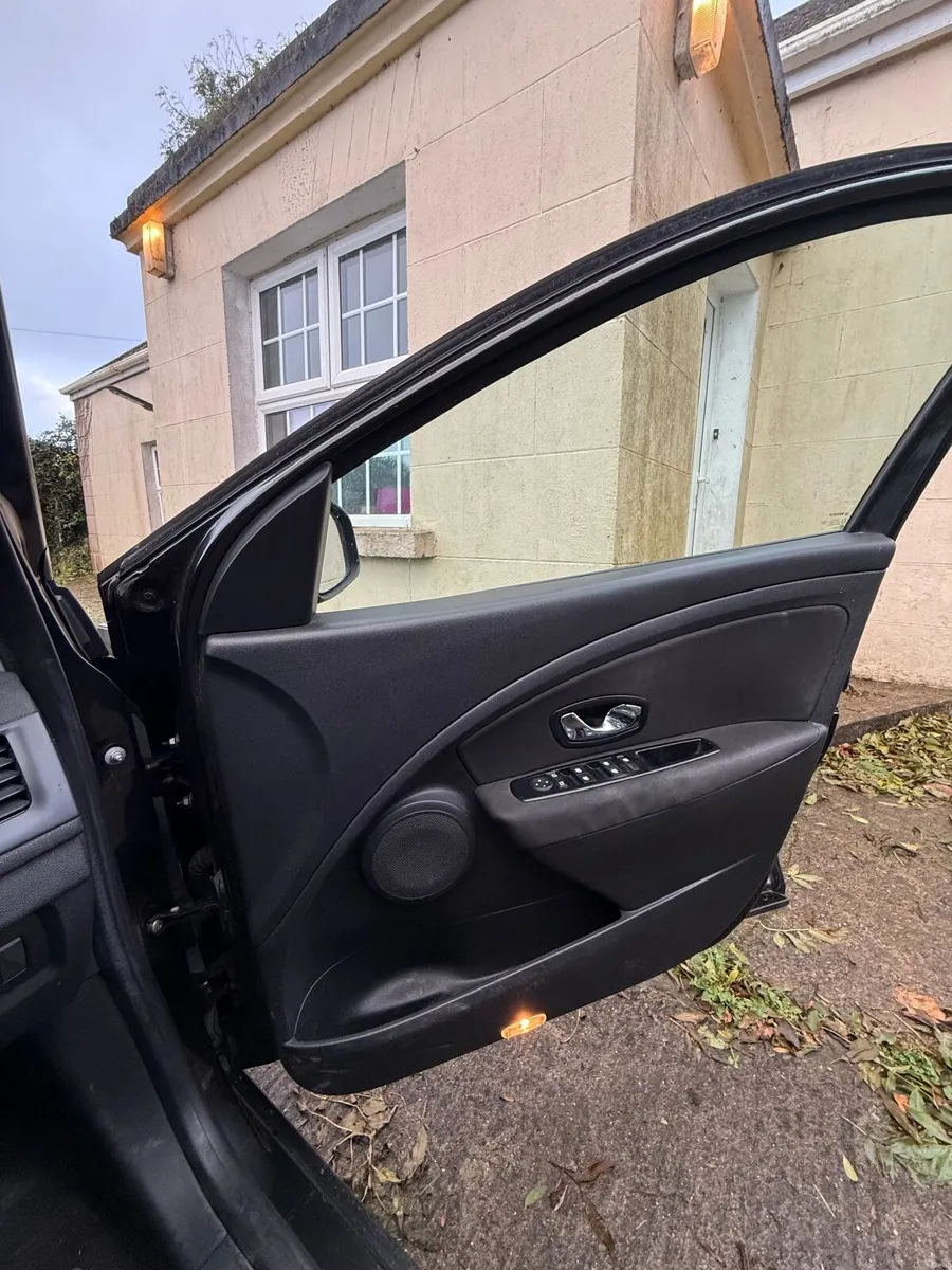 Image 5 of 10