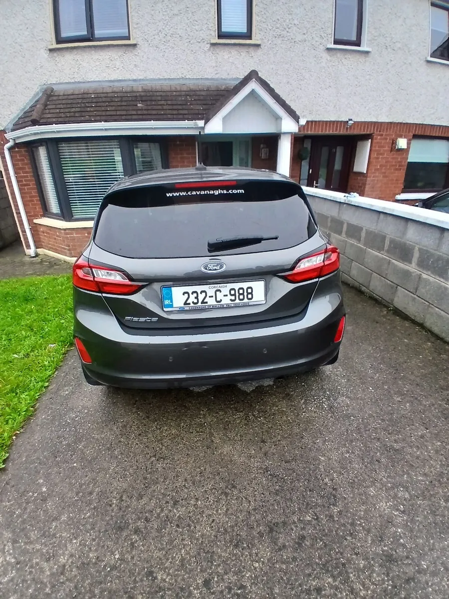 Image 2 of 20