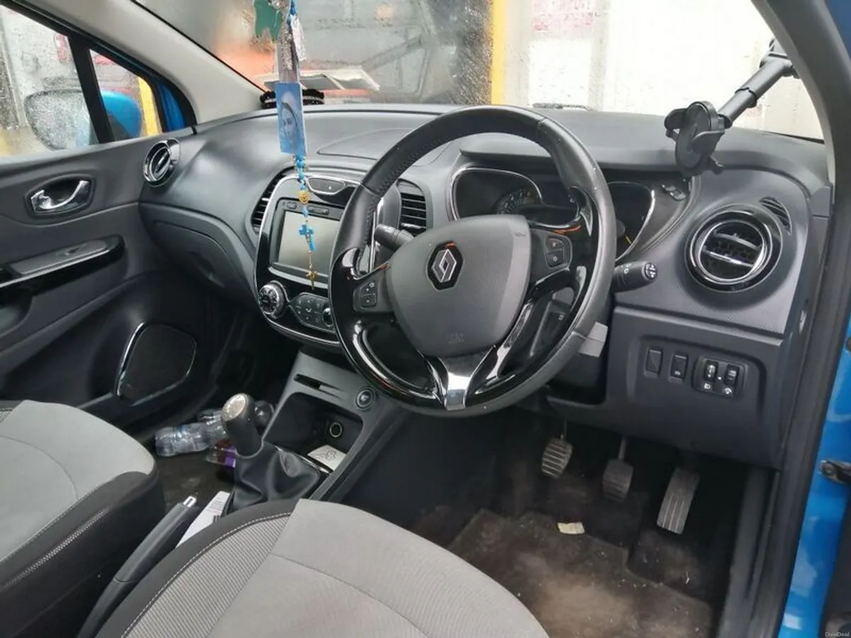 Image 2 of 6