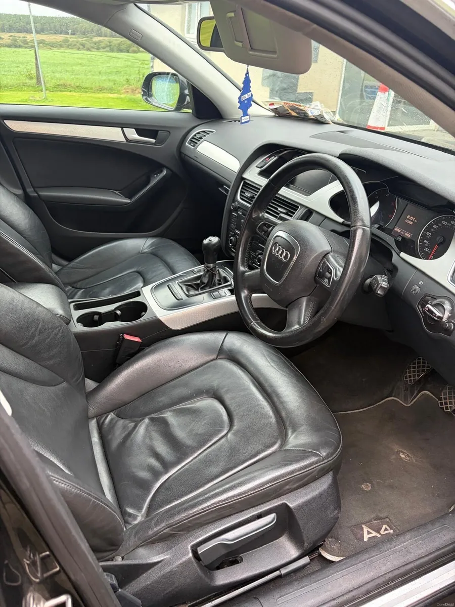 Image 4 of 6