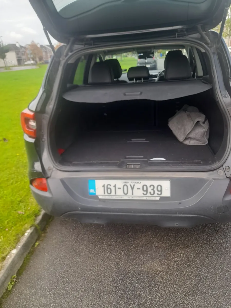 Image 1 of 6