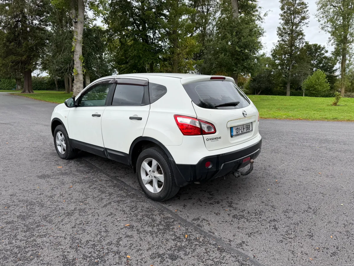 Image 4 of 11