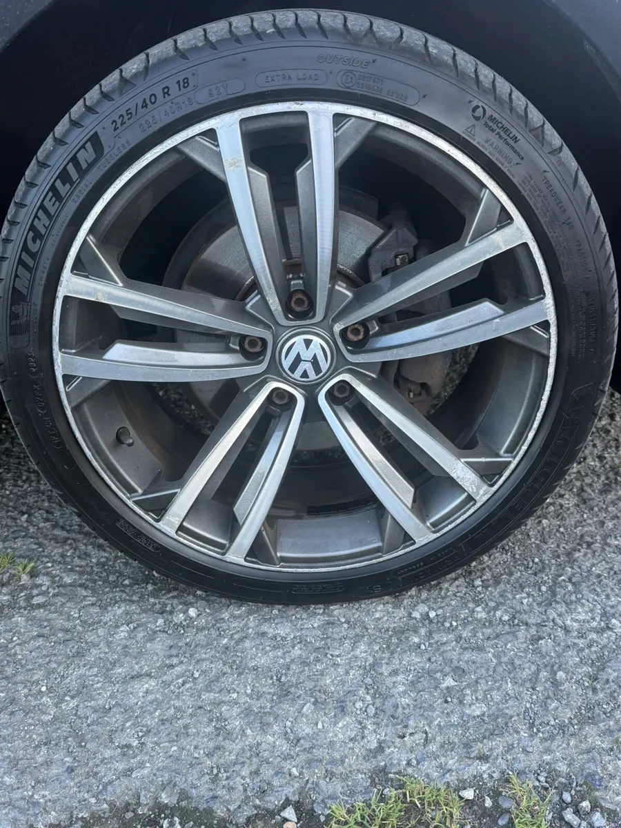 Image 4 of 5