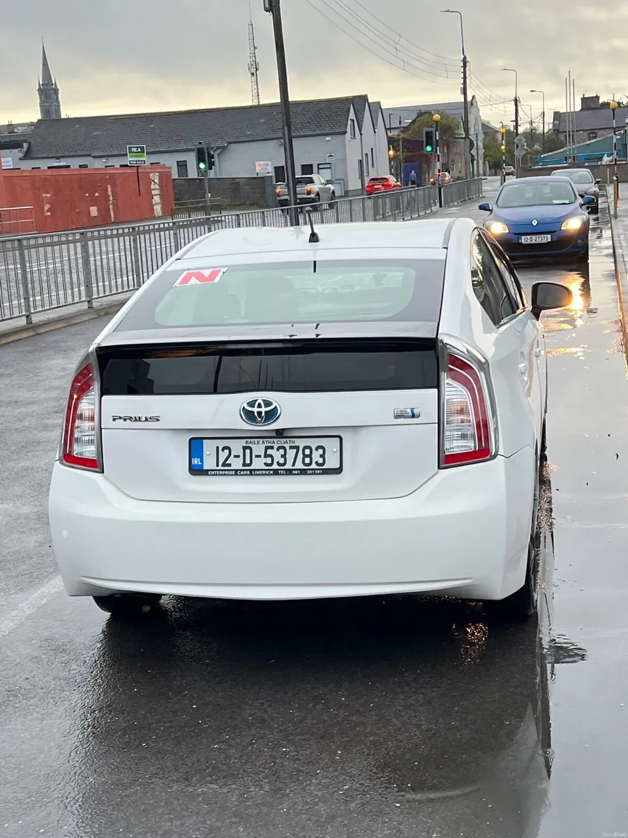 Image 2 of 10