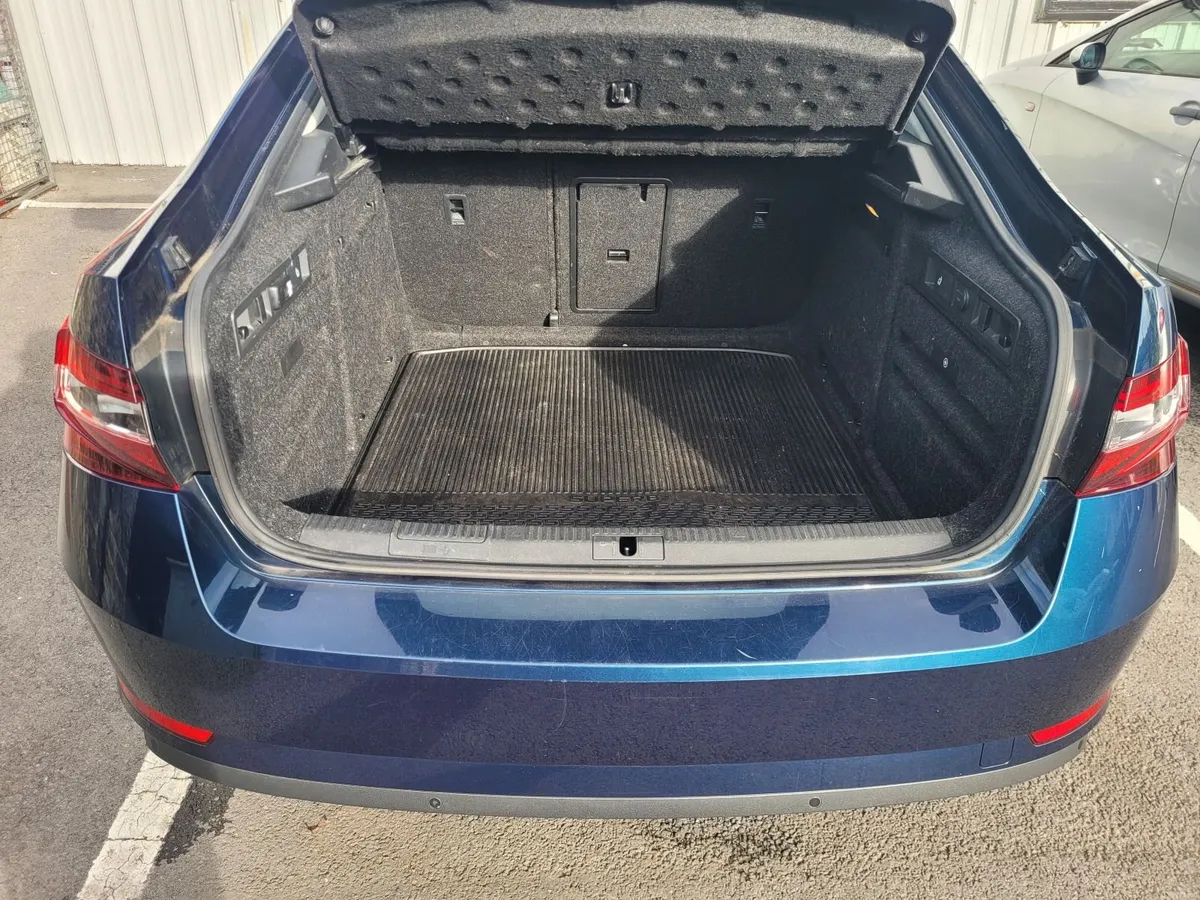 Image 5 of 6