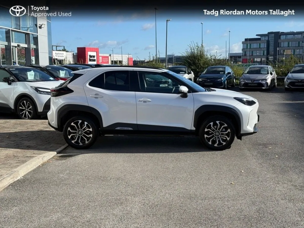 Image 3 of 20