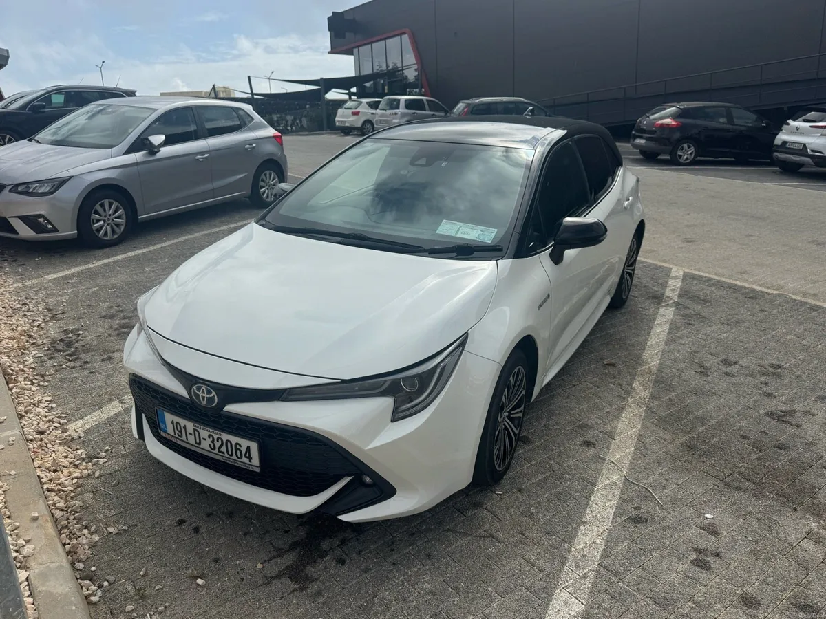 Image 2 of 10