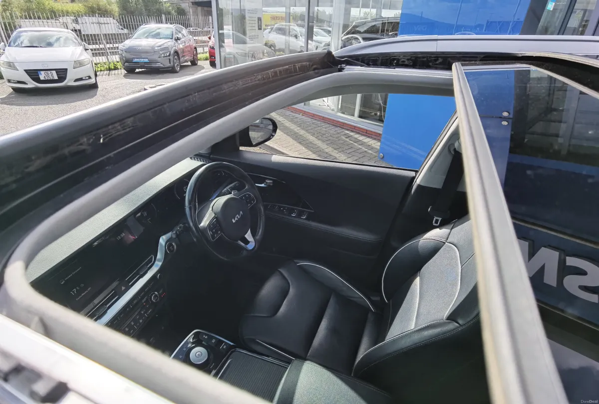 Image 2 of 24