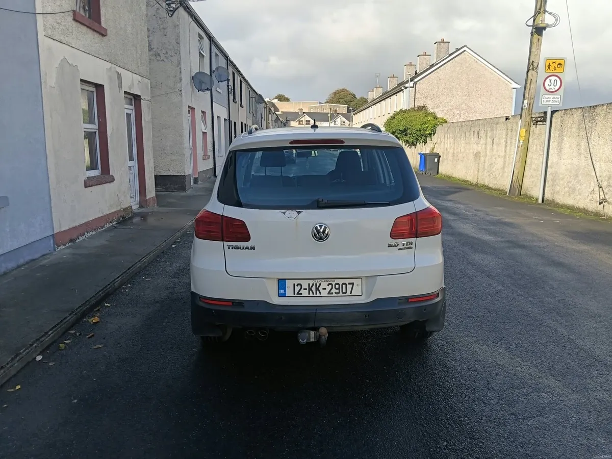 Image 4 of 10