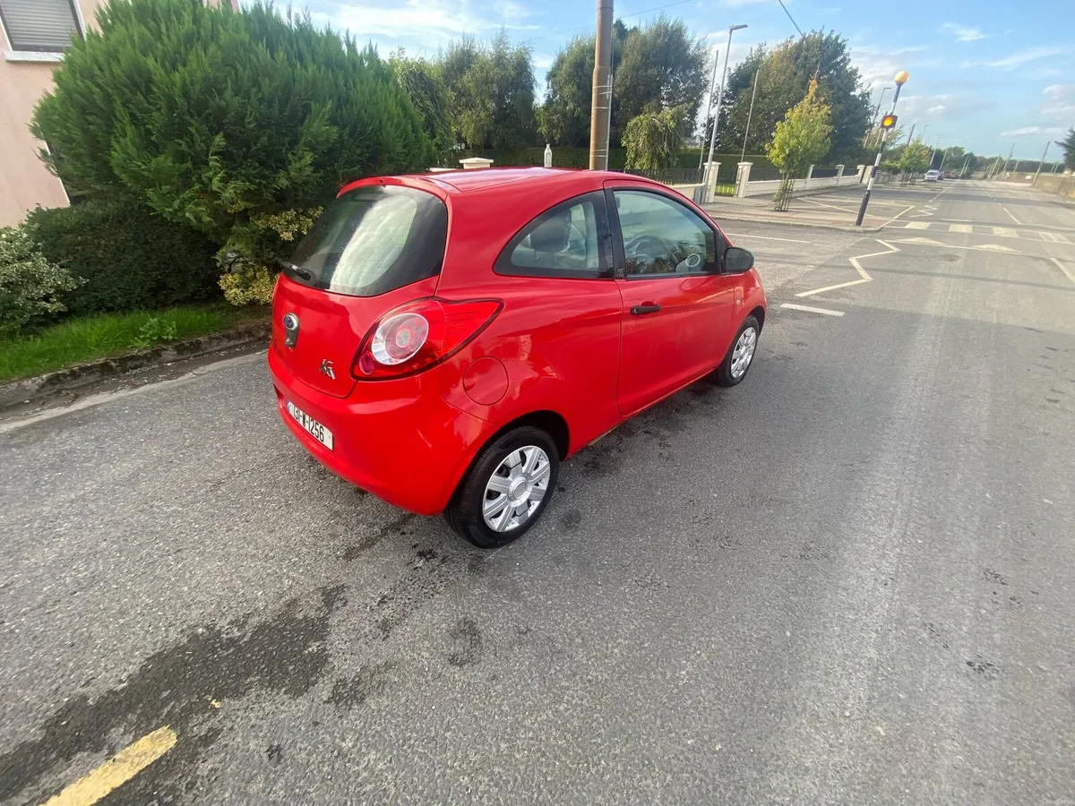 Image 2 of 7