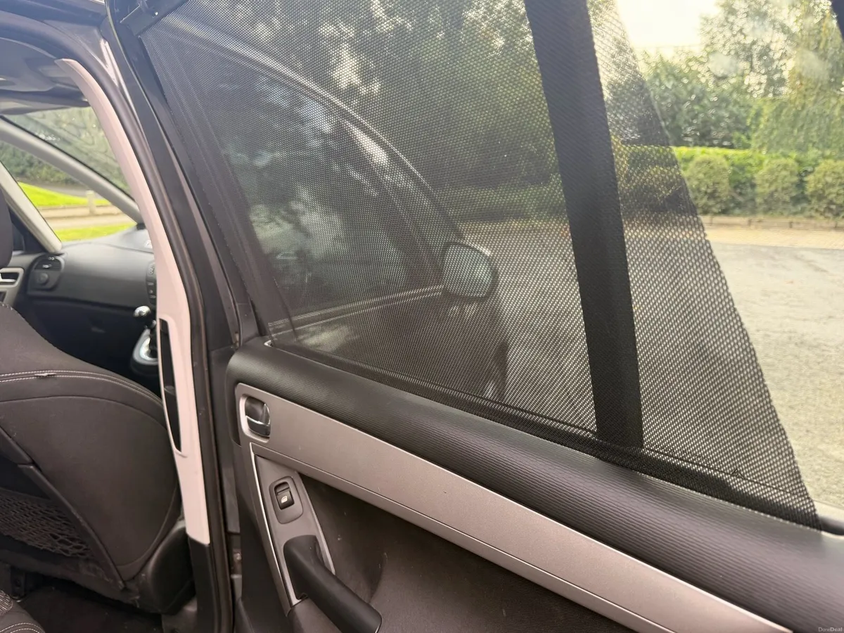 Image 5 of 6