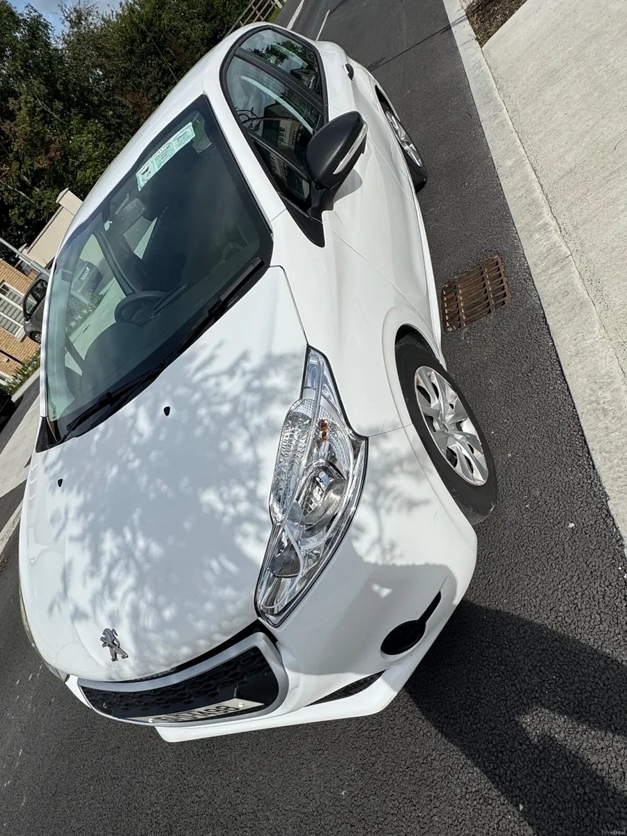 Image 2 of 10