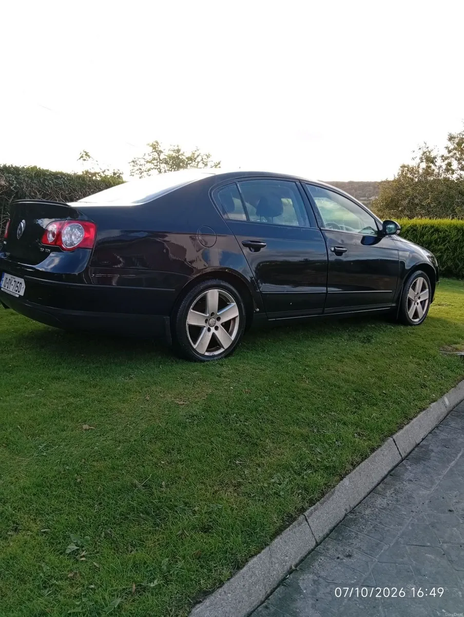Image 2 of 8