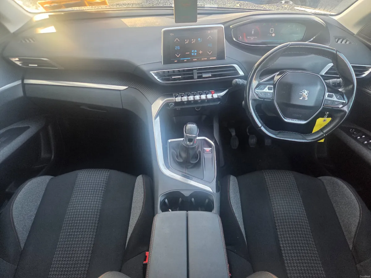 Image 4 of 8