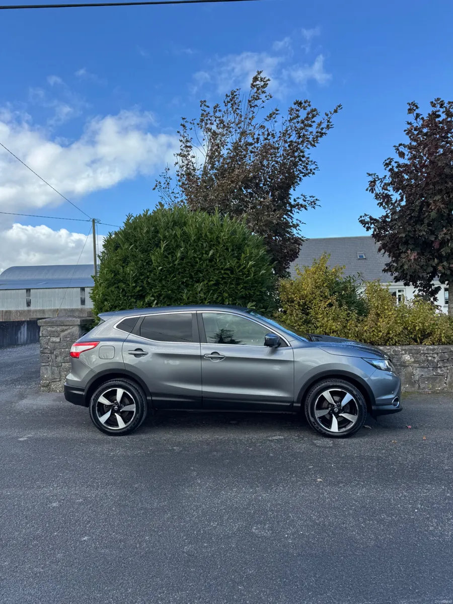 Image 2 of 16