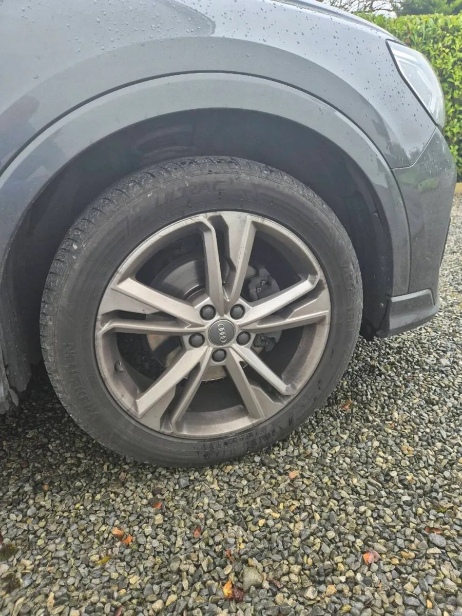 Image 4 of 19