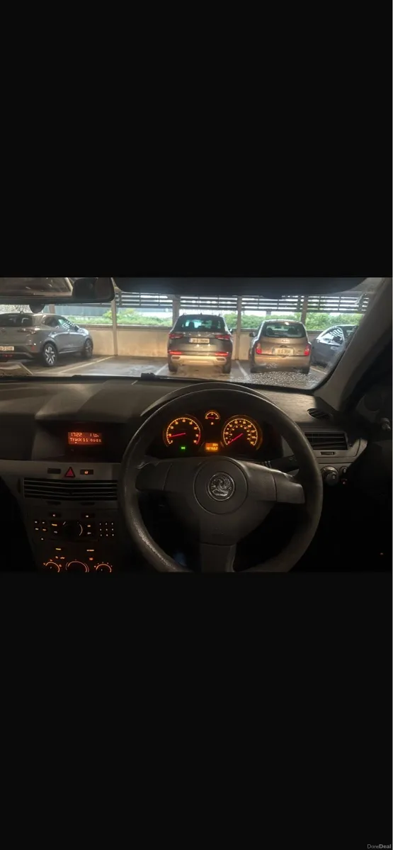 Image 2 of 4