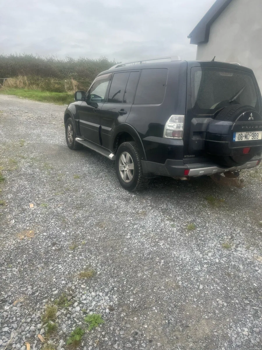 Image 4 of 8