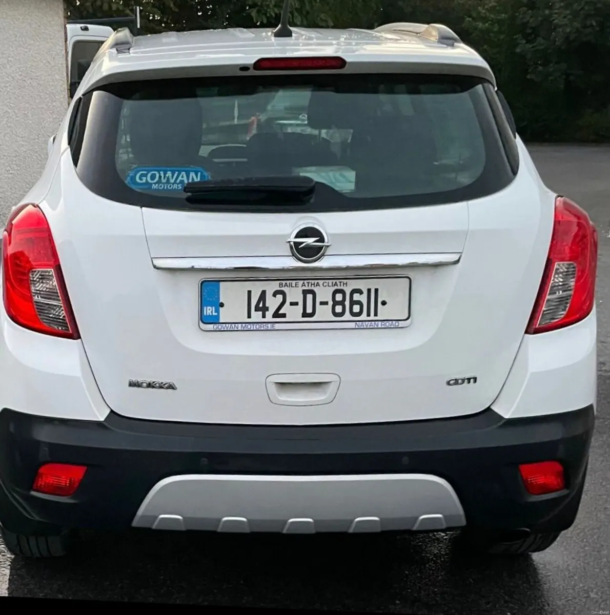 Image 2 of 10