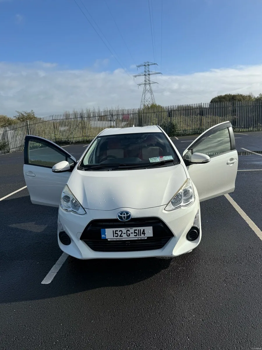 Image 2 of 10