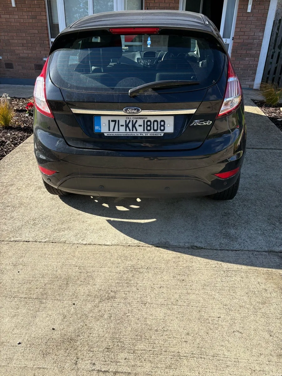 Image 3 of 10