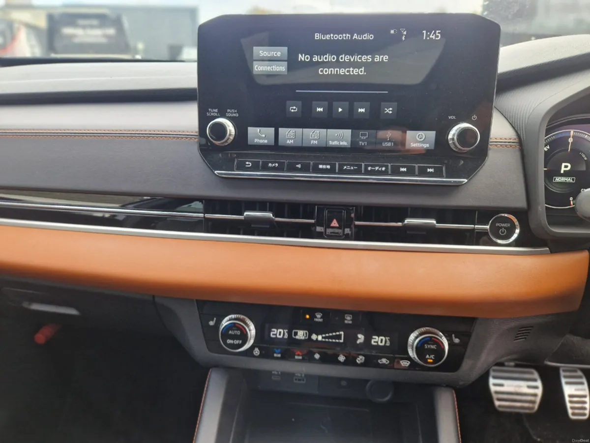 Image 5 of 7