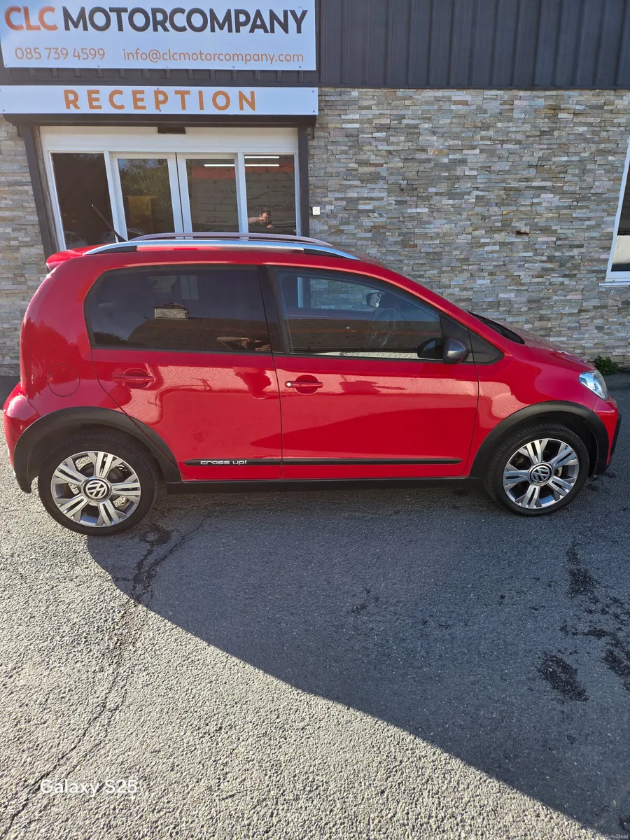 Image 2 of 25