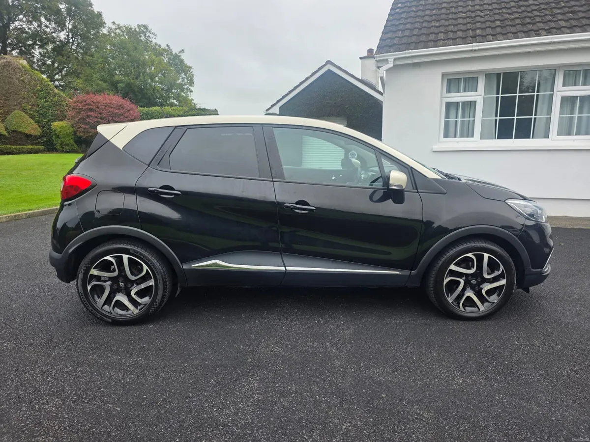 Image 2 of 12