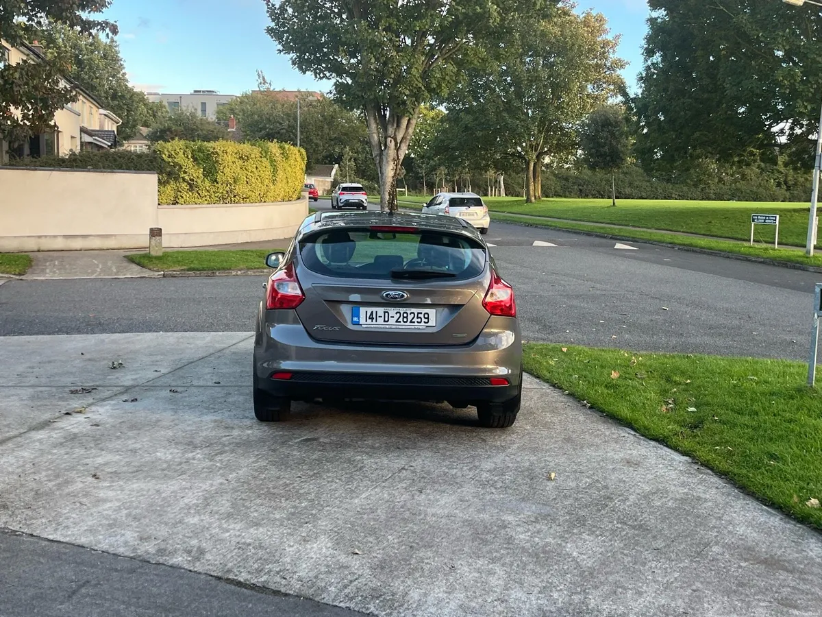 Image 4 of 7